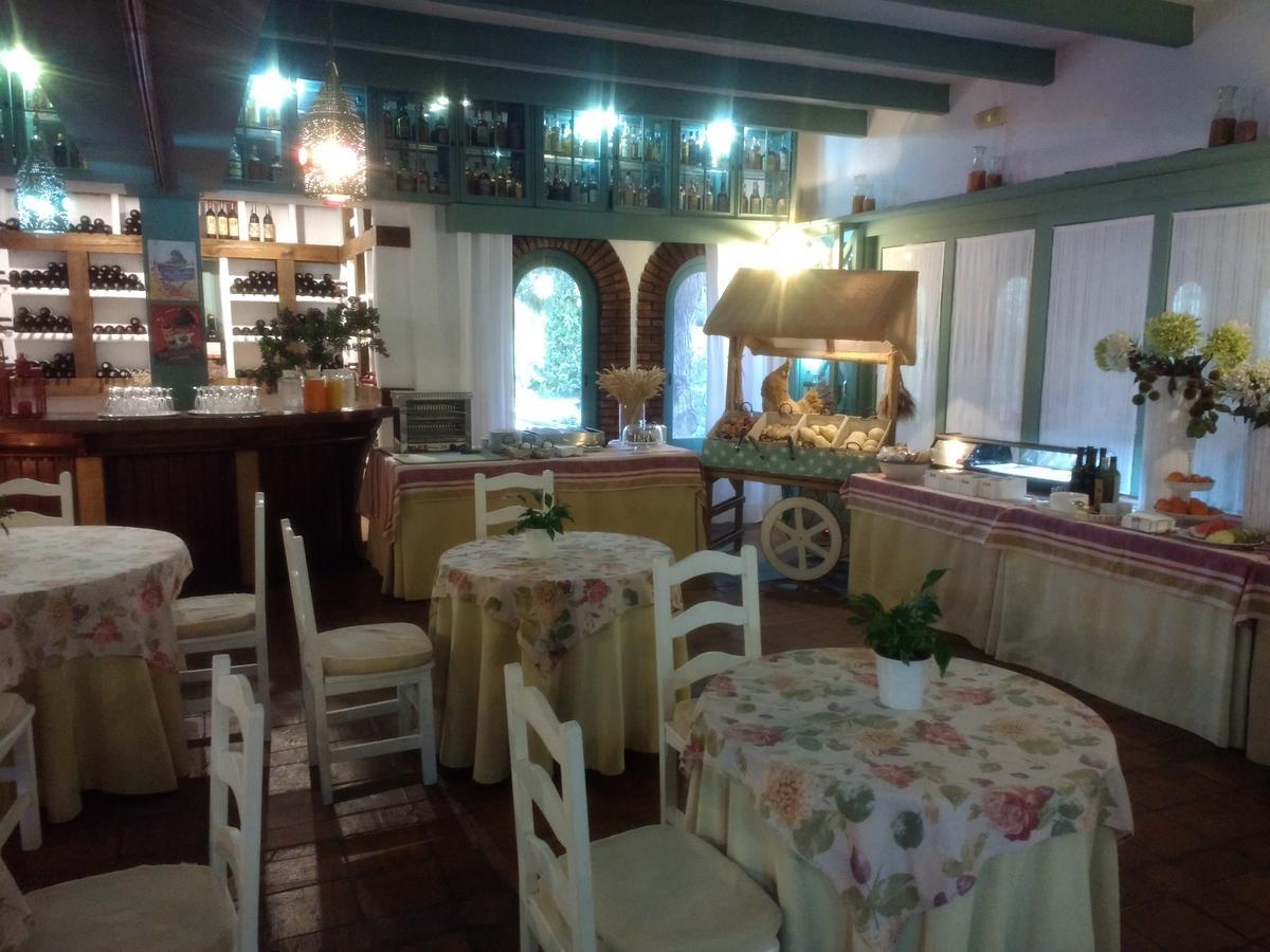 Meson De Sancho Hotel Tarifa Luaran gambar